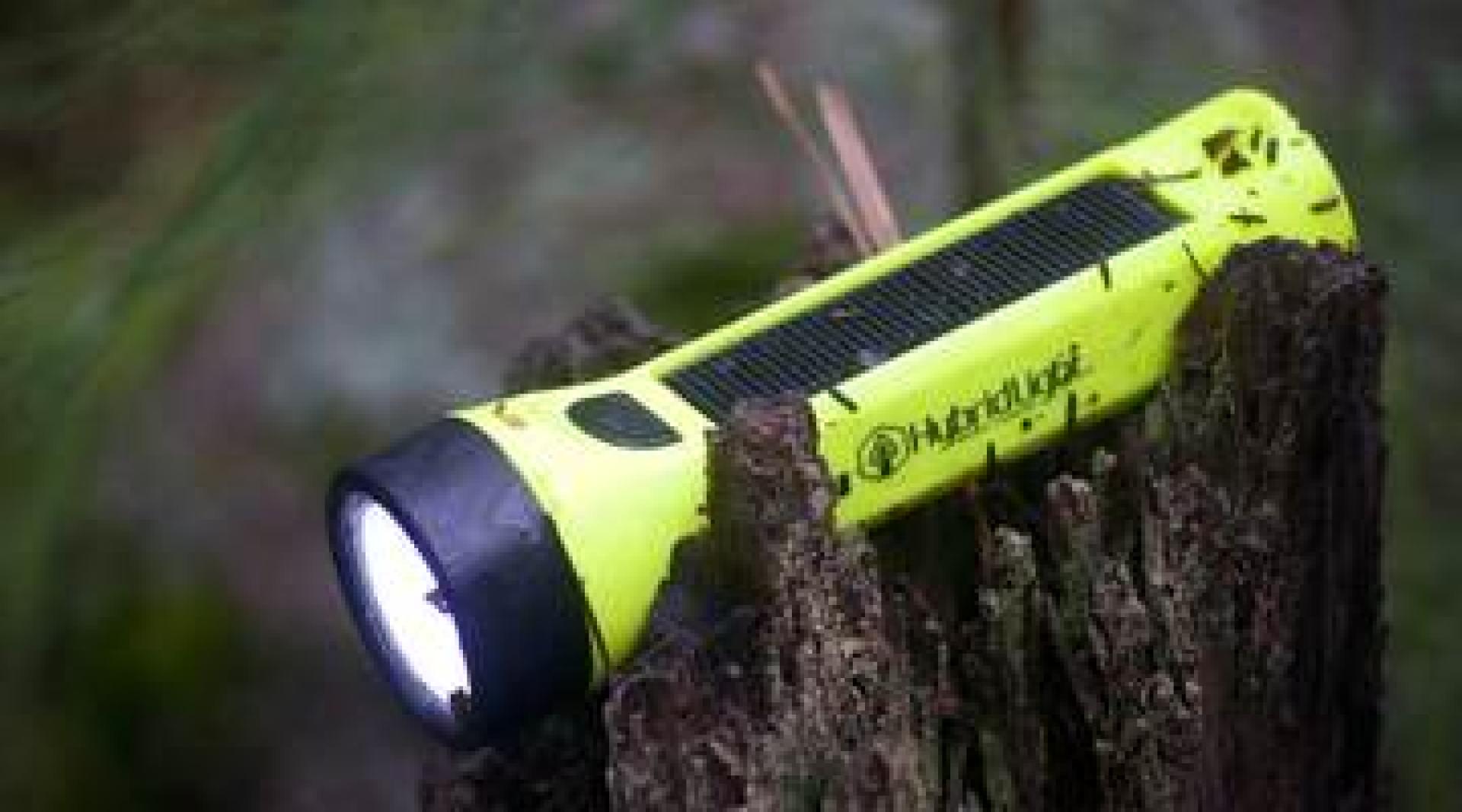 Hybrid Light Journey 150 Flashlight/Charger